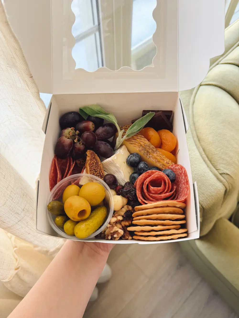 Mini graze box